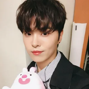 Hajoon gallery image