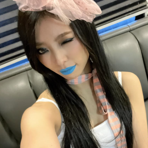 Larawan sa gallery ni Sayaka
