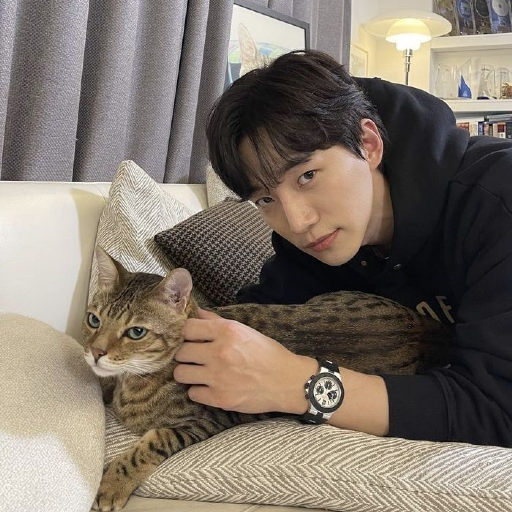 Imagem da galeria de Lee Junho