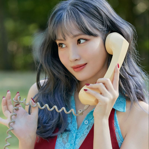 Momo gallery image