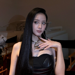Jisoo 4