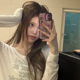 Jeong Saebi gallery image