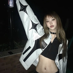 Haerin gallery image