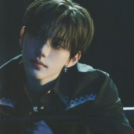 Gambar galeri Seo Kyoungbae
