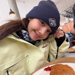 Lalisa gallery image