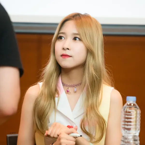 Dayoung gallery image