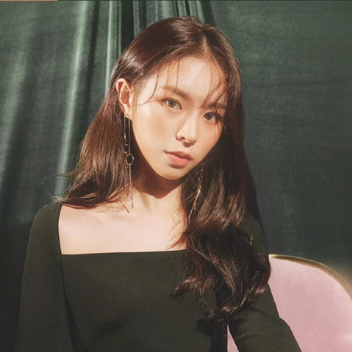 Elkie gallery image