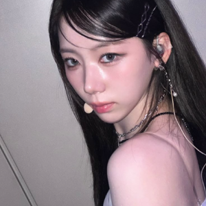 Hong Hyeju gallery image