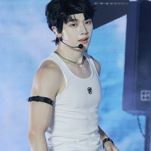 Seok Matthew gallery image