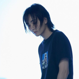 Jeonghan gallery image