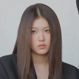 Yoon Jiyoon gallery image