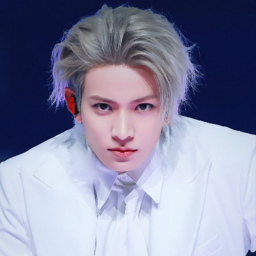 Heeseung gallery image