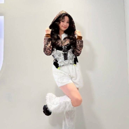 Koharu gallery image