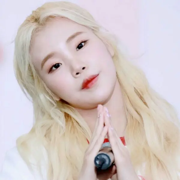 JooE gallery image