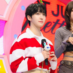 Donghyeon gallery image