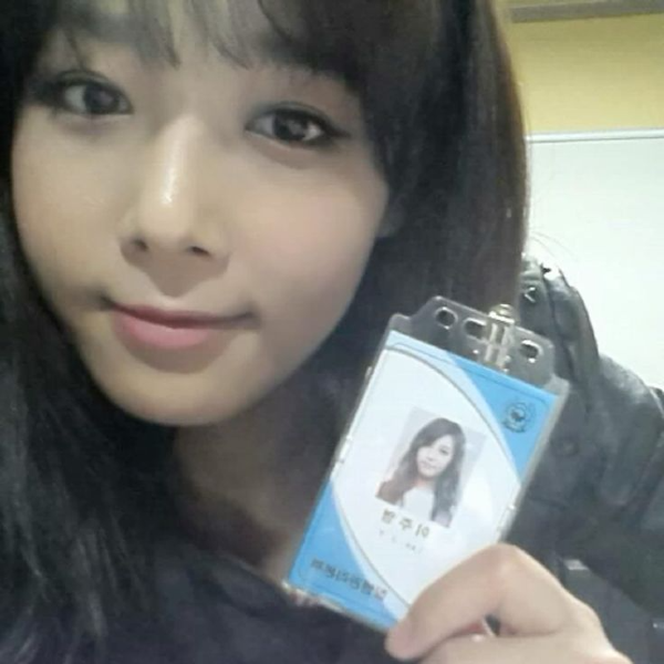 Gambar galeri Kim Yubin