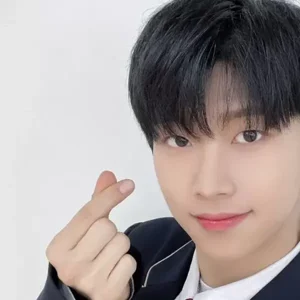 Hyunwoo gallery image