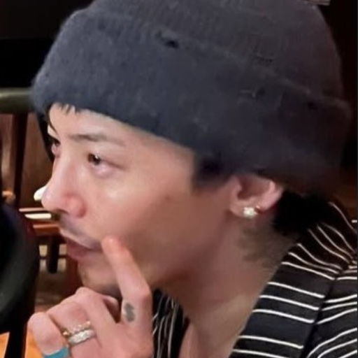 G-Dragon gallery image