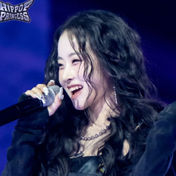 Yun Seoyoung gallery image