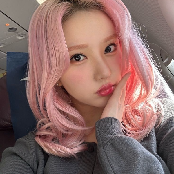 Eunha gallery image