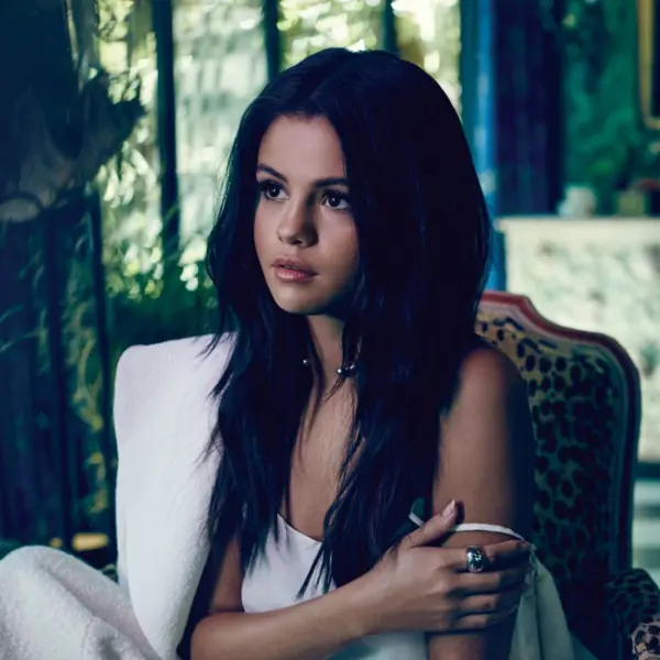 Selena Gomez gallery image