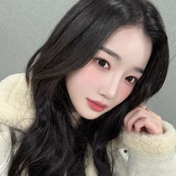 Kim YooYeon gallery image