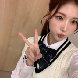 Minseo gallery image