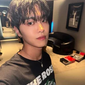 Hajoon gallery image