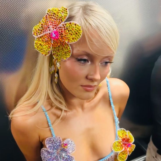 Imej galeri Zara Larsson