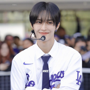 Wonbin gallery image