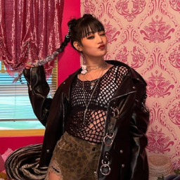 Minnie gallery image