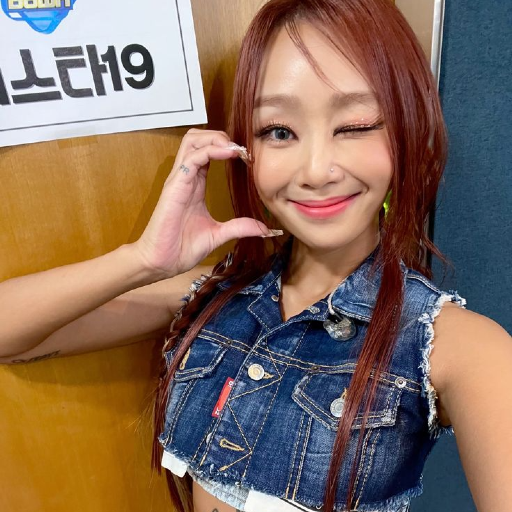 Imagem da galeria de Hyolyn