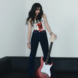 Heeyeon gallery image