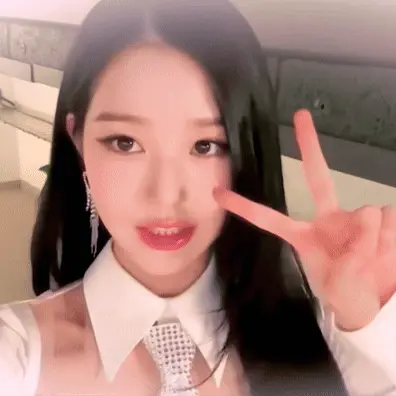 Wonyoung gif