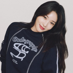 Chungha gallery image