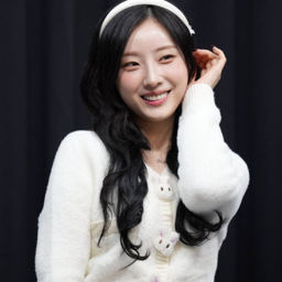 HaSeul gallery image
