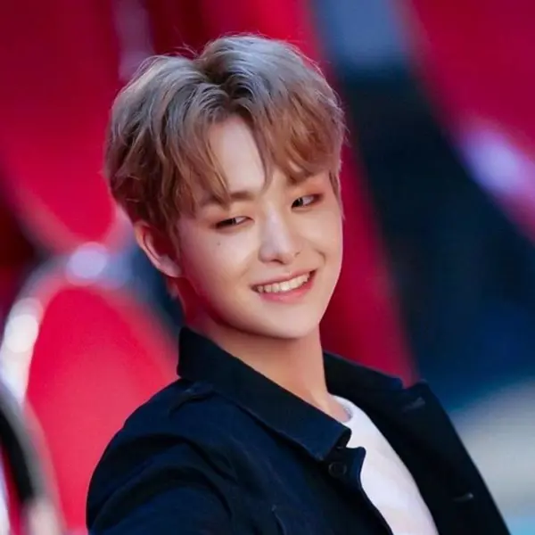 Park Jihoon gallery image
