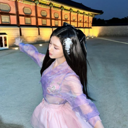 Danielle gallery image