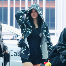 Sullyoon gallery image