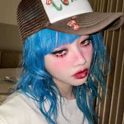 Hinata gallery image