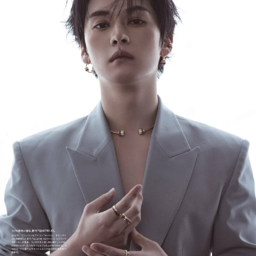 Lee Know gallery image