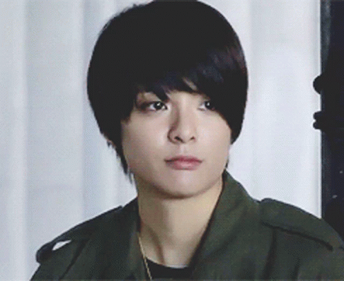 Amber Liu gif