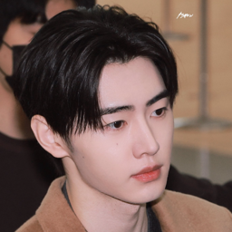 Sunghoon gallery image