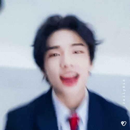 Hyunjin gif