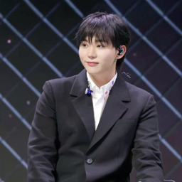 Seungkwan gallery image