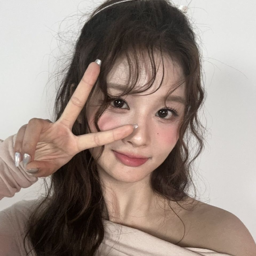 Sullyoon gallery image