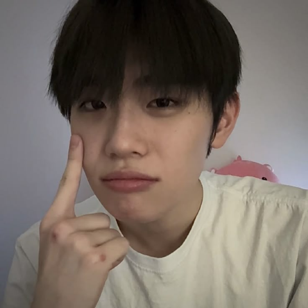 Larawan sa gallery ni Kim Taerae