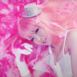 Hyunyoung gallery image