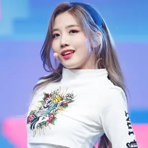 Yuju gallery image