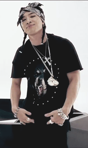 Taeyang gif